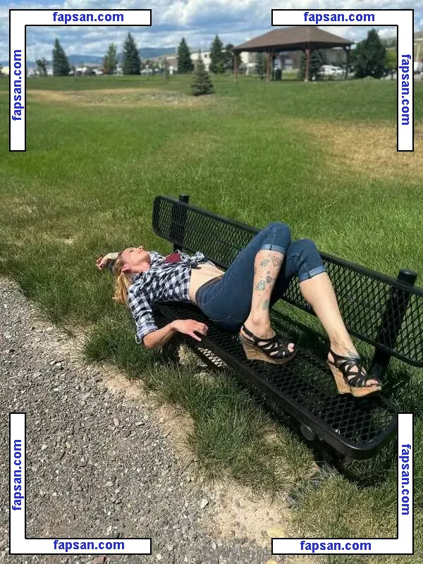 amy_bear420 nude photo #0024 from OnlyFans