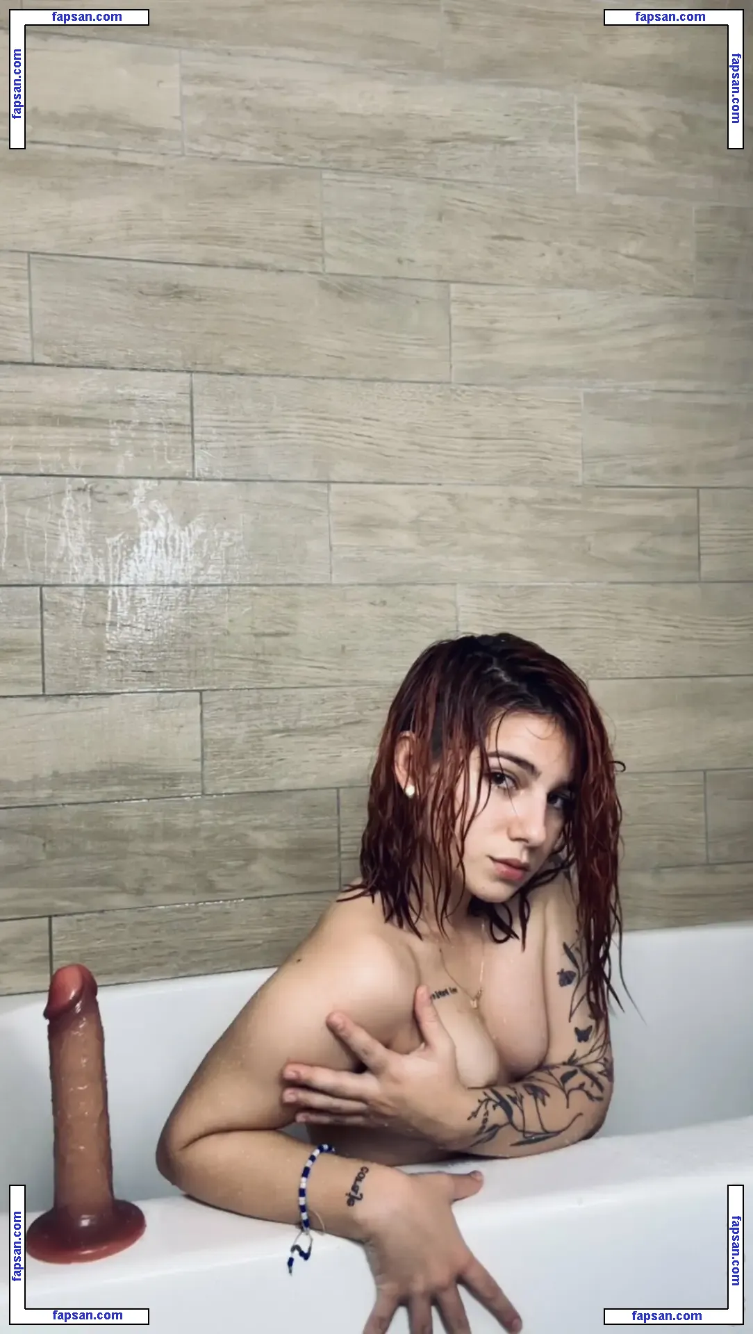 amy.chez nude photo #0014 from OnlyFans