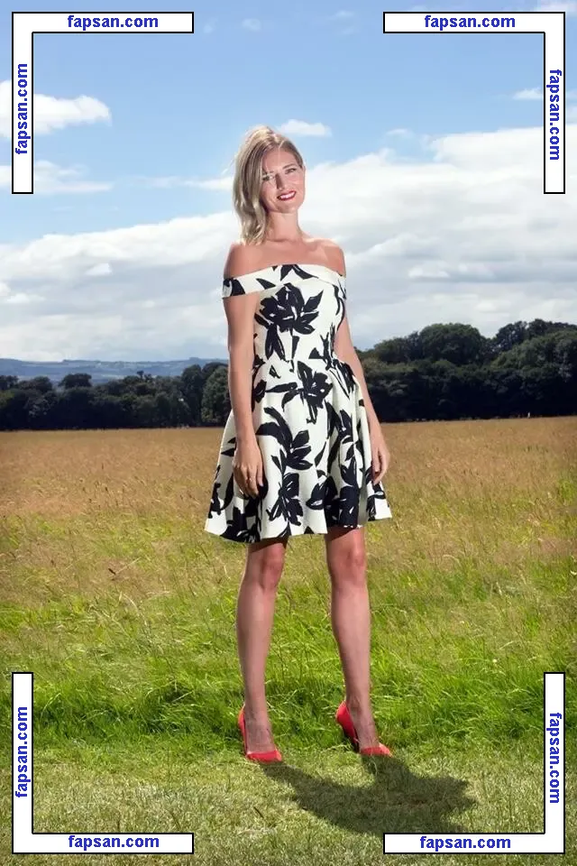 Amy De Bhrún голая фото #0003 с Онлифанс