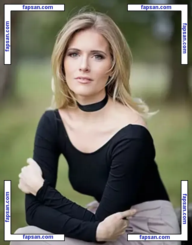 Amy De Bhrún голая фото #0011 с Онлифанс