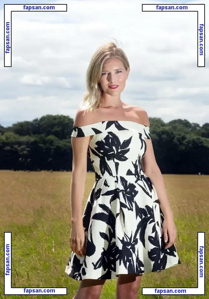 Amy De Bhrún голая фото #0015 с Онлифанс