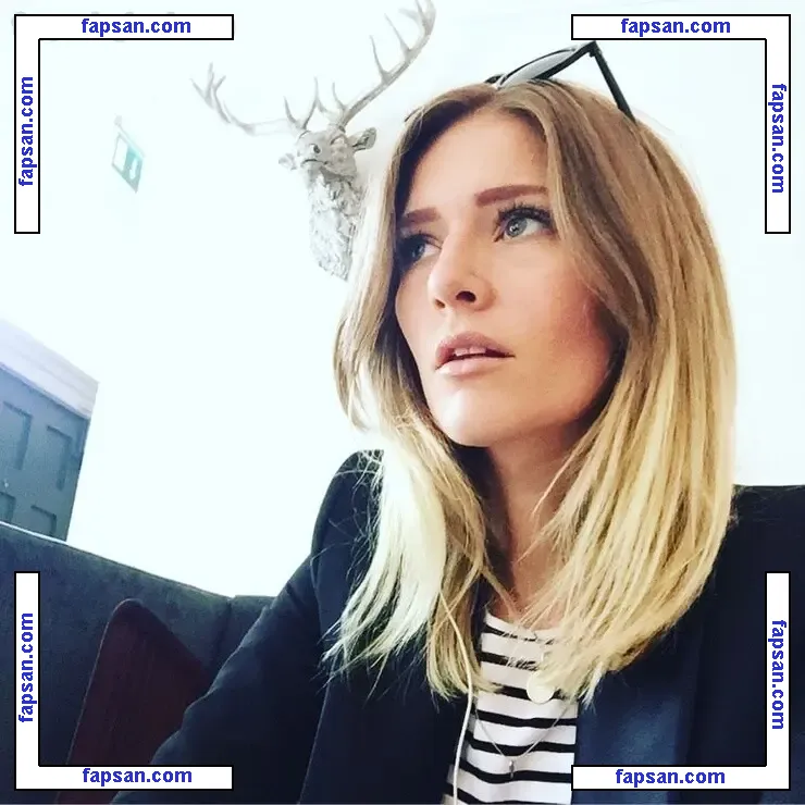 Amy De Bhrún голая фото #0017 с Онлифанс