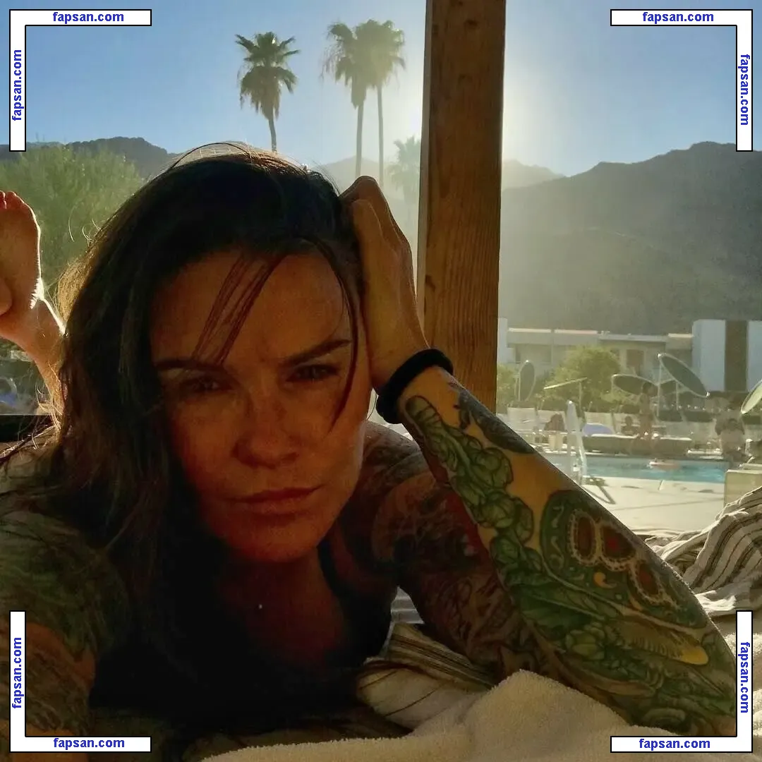 Amy Dumas nude photo #0015 from OnlyFans