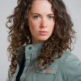 Amy Manson голая #0015