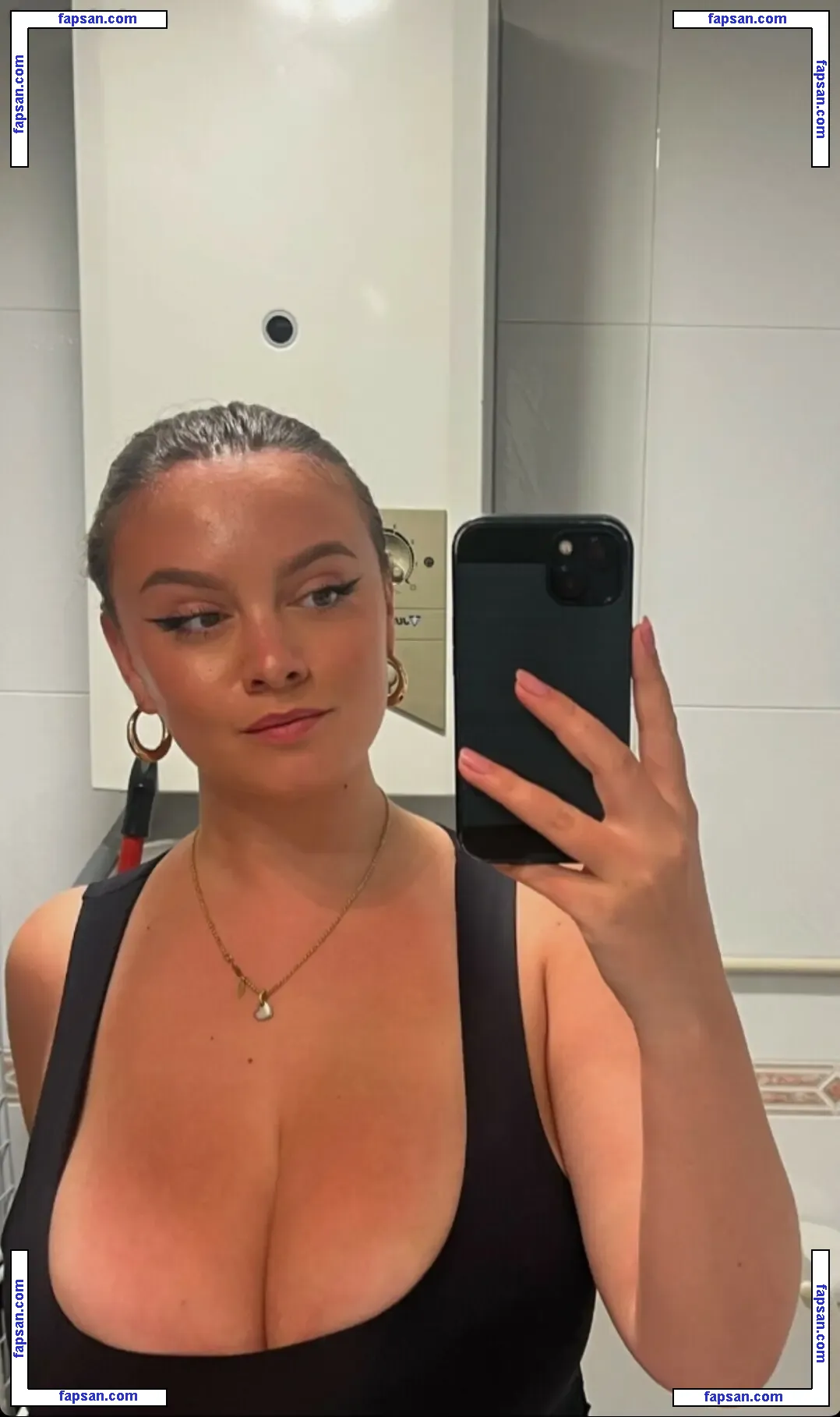 Amy Quesada-Getgood nude photo #0010 from OnlyFans