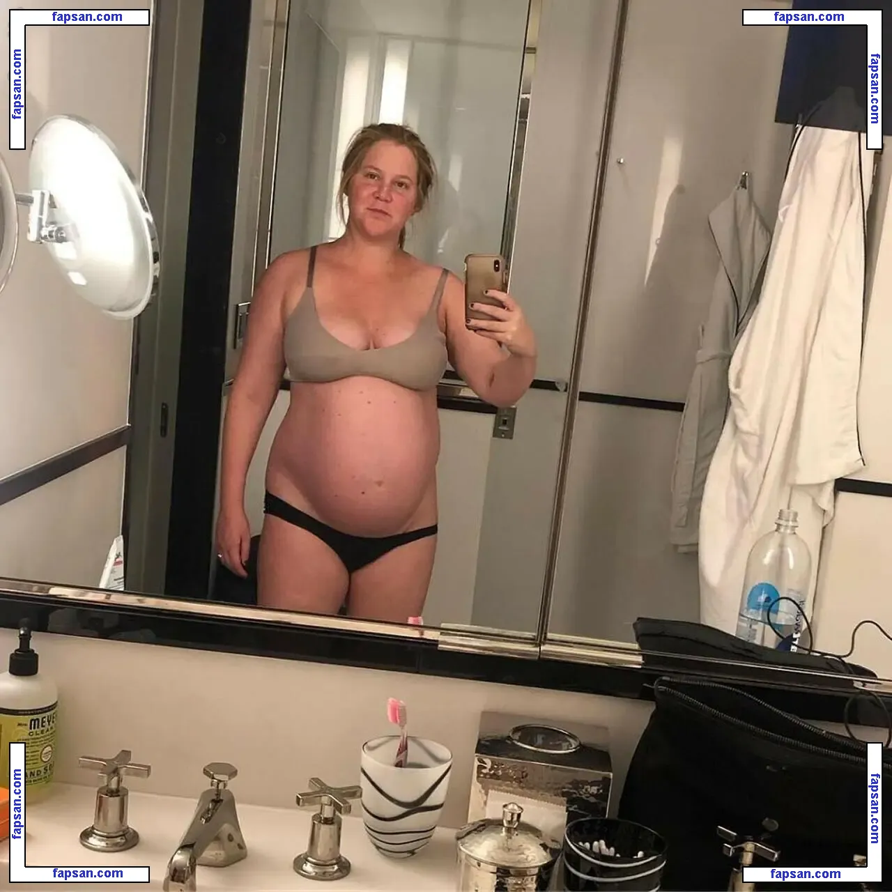 Amy Schumer nude photo #0244 from OnlyFans