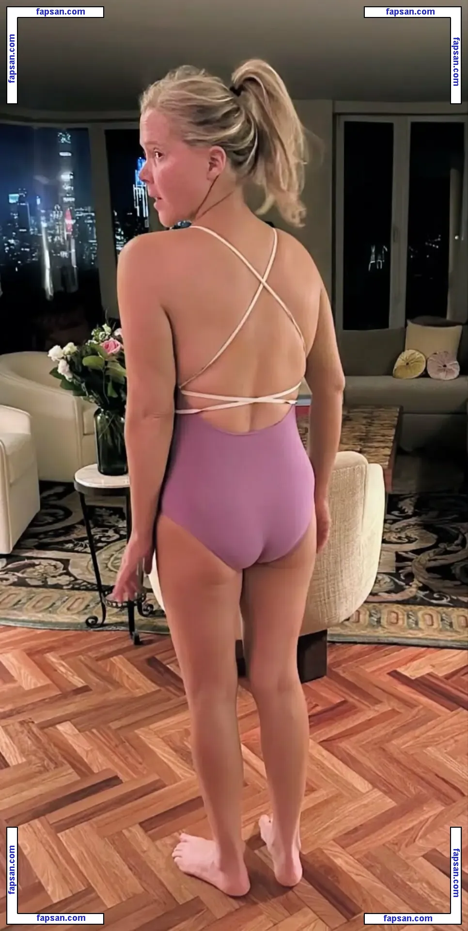 Amy Schumer голая фото #0280 с Онлифанс