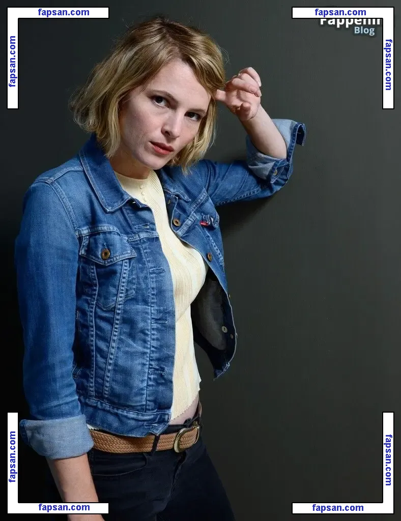 Amy Seimetz nude photo #0065 from OnlyFans