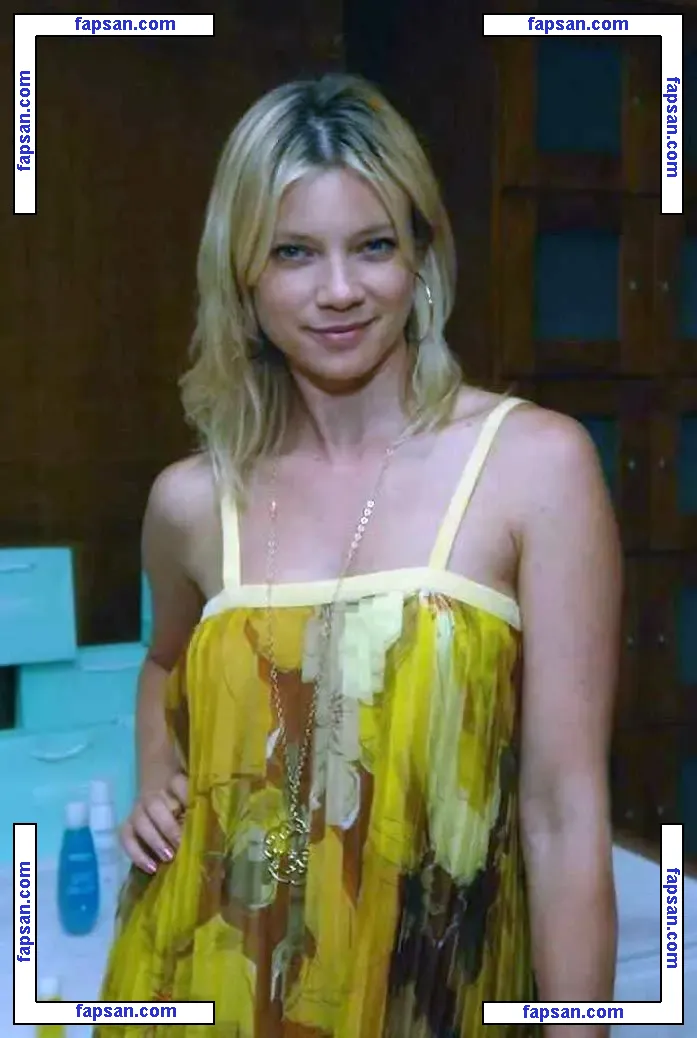 Amy Smart nude photo #0188 from OnlyFans