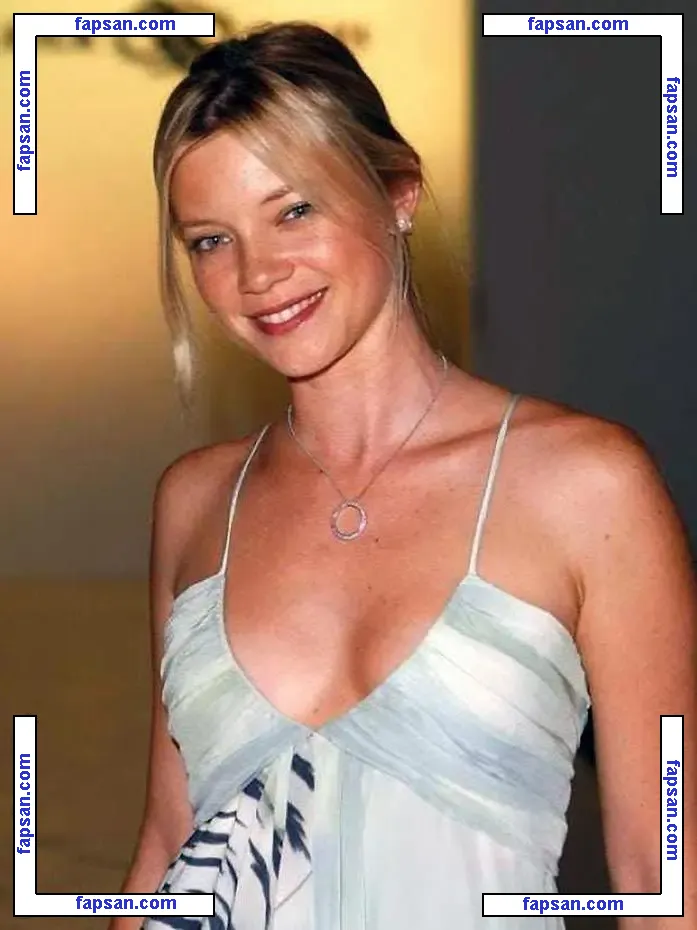 Amy Smart nude photo #0209 from OnlyFans