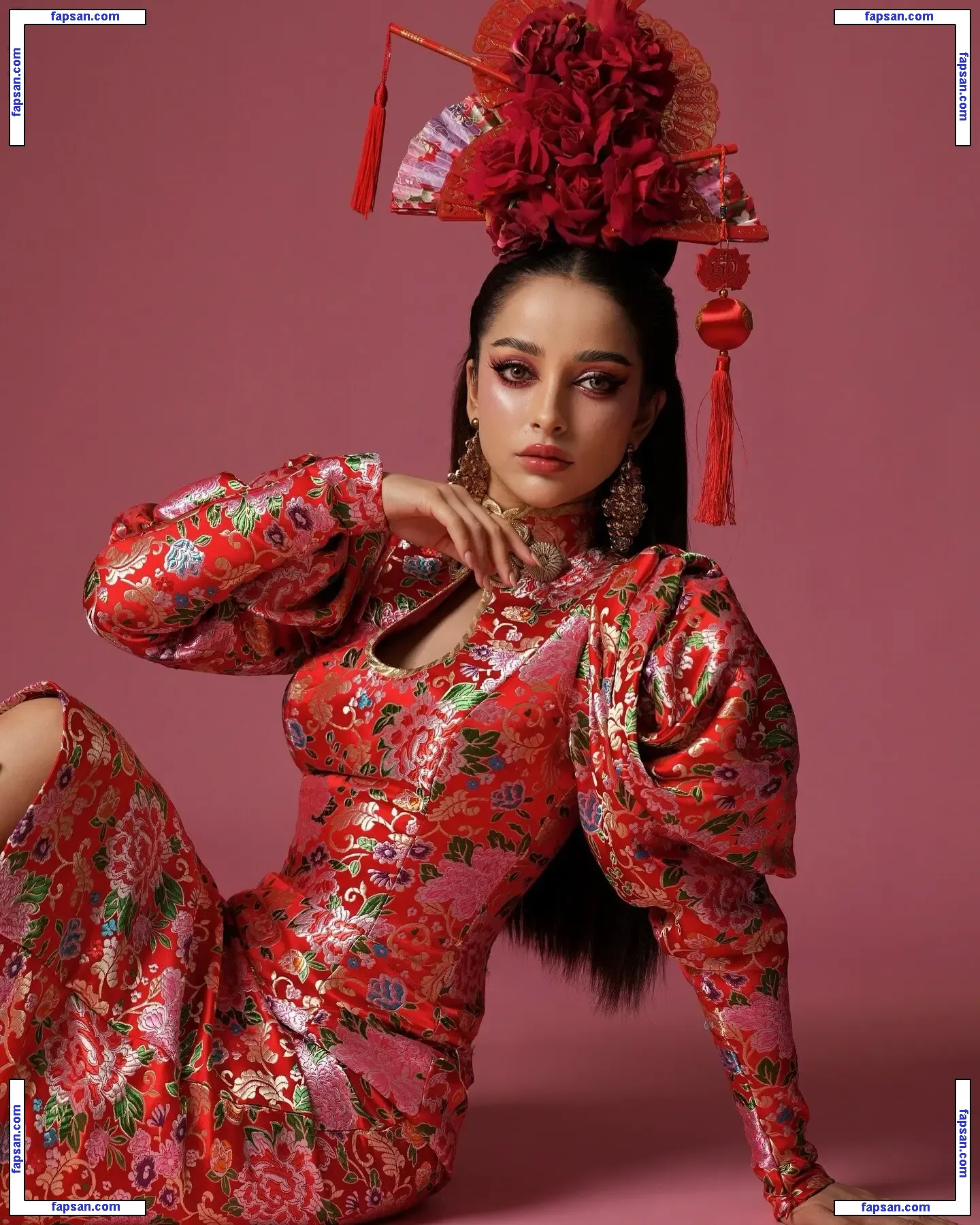 Amy Viranya Berry голая фото #0008 с Онлифанс