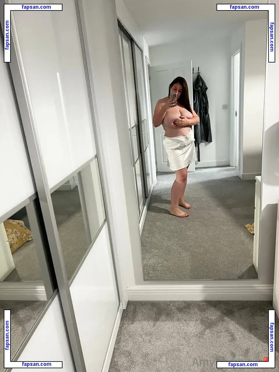 amy-yasmine nude photo #0735 from OnlyFans