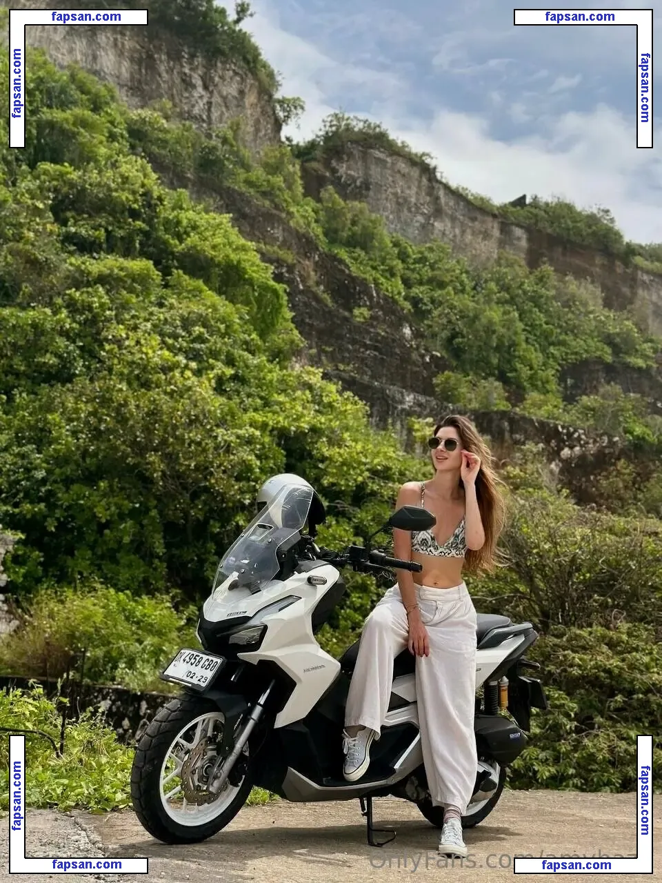 amyhaze nude photo #0008 from OnlyFans