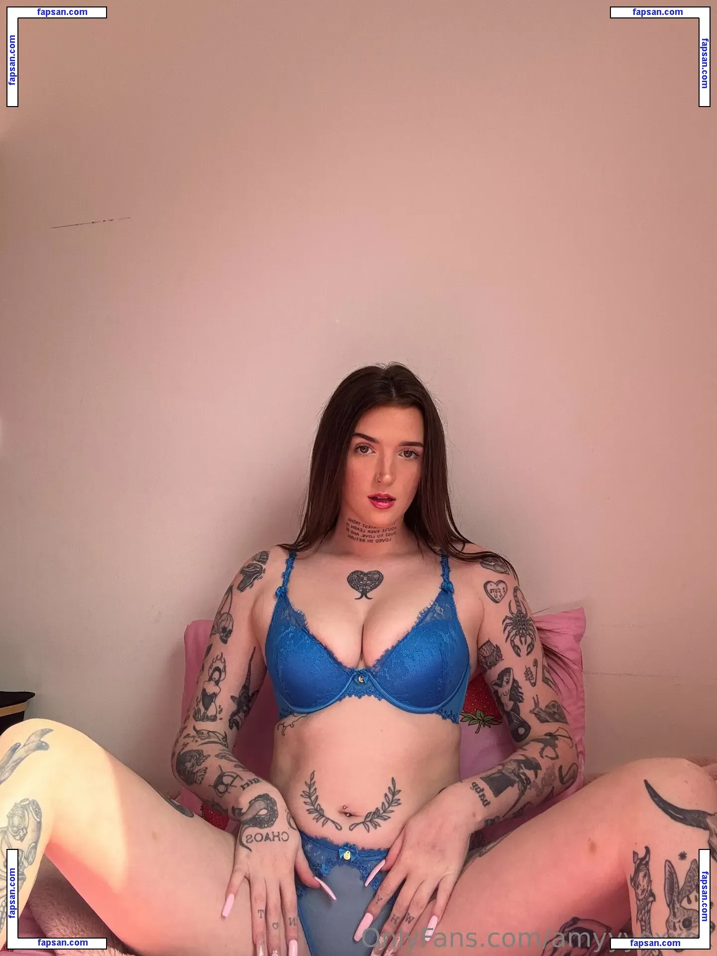 amyyyoxxox nude photo #0008 from OnlyFans