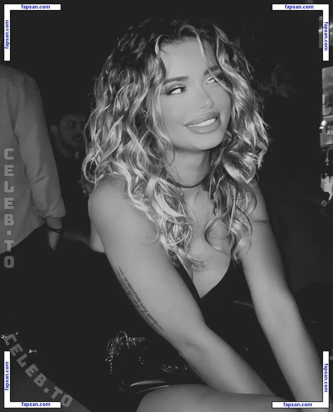 Ana Dilber голая фото #0021 с Онлифанс