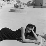 Ana Leon голая #0011