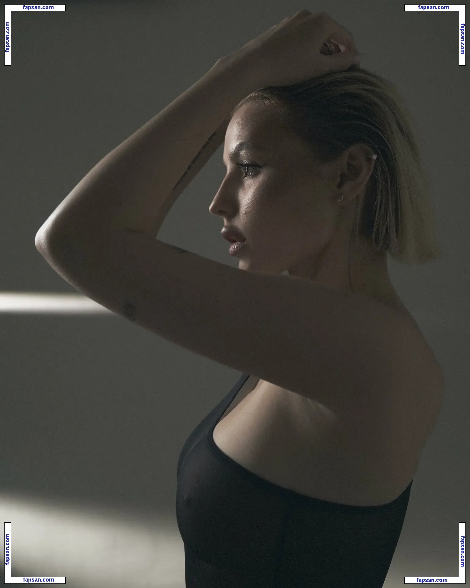 Ana.maks nude photo #0041 from OnlyFans