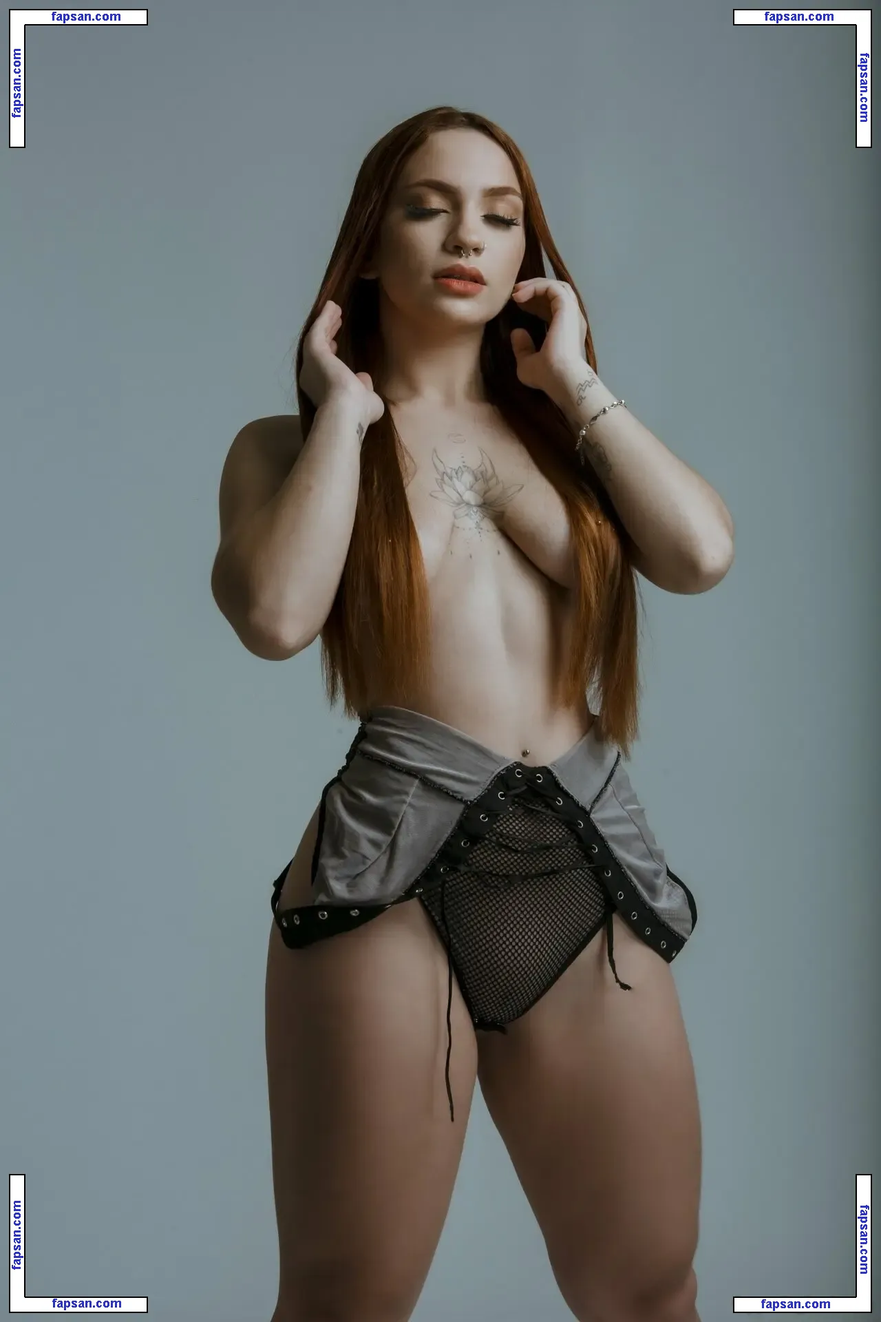 anaandradeeoficial nude photo #0001 from OnlyFans