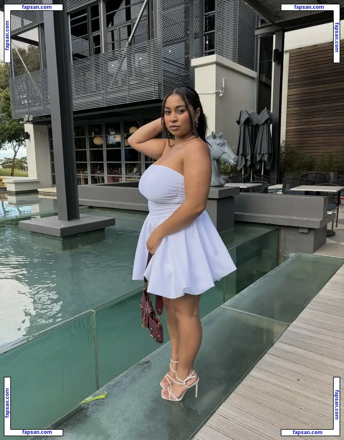 Anabellezoe_ nude photo #0014 from OnlyFans