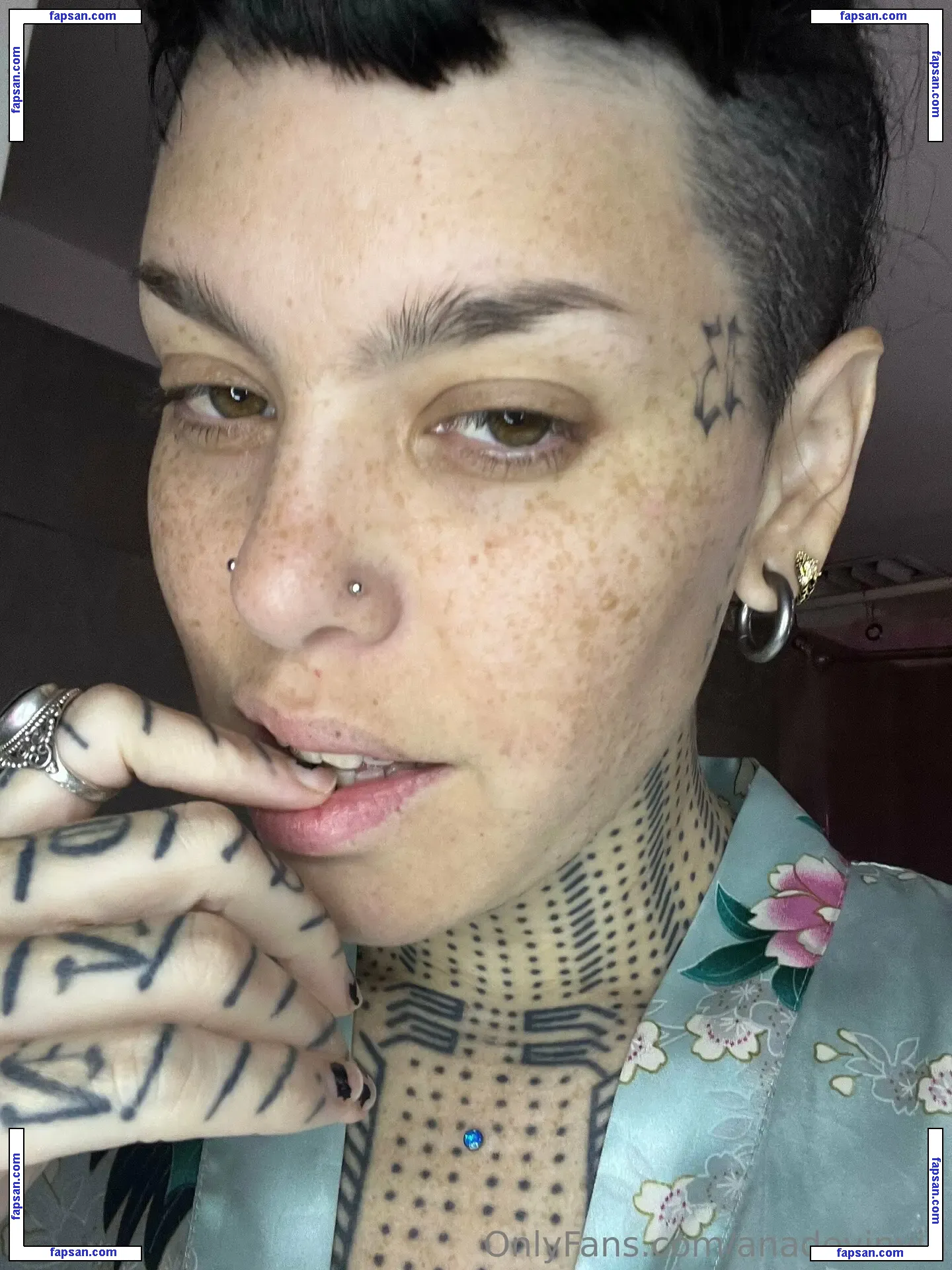 anadevinvip nude photo #0060 from OnlyFans