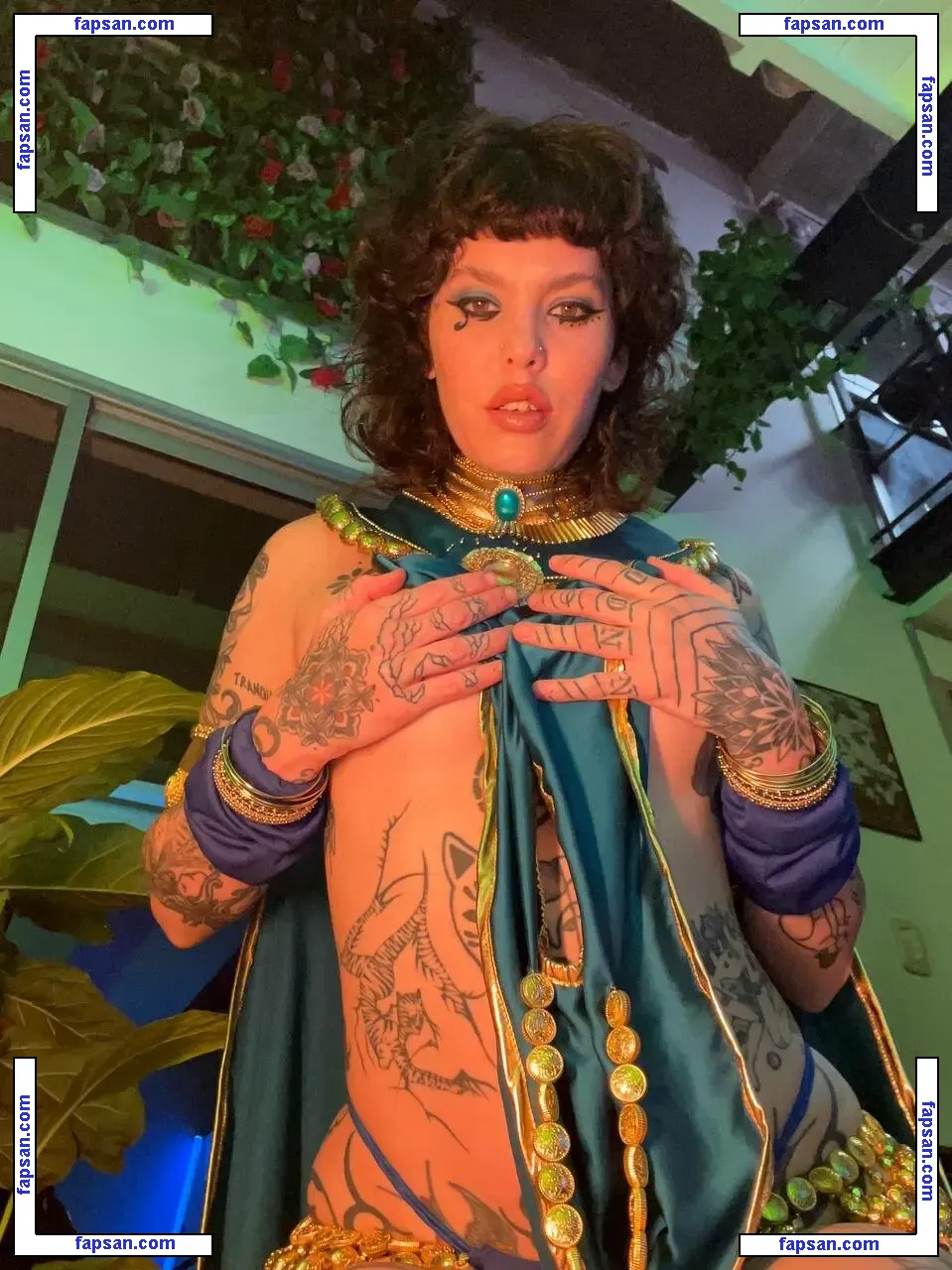 anadevinvip nude photo #0083 from OnlyFans