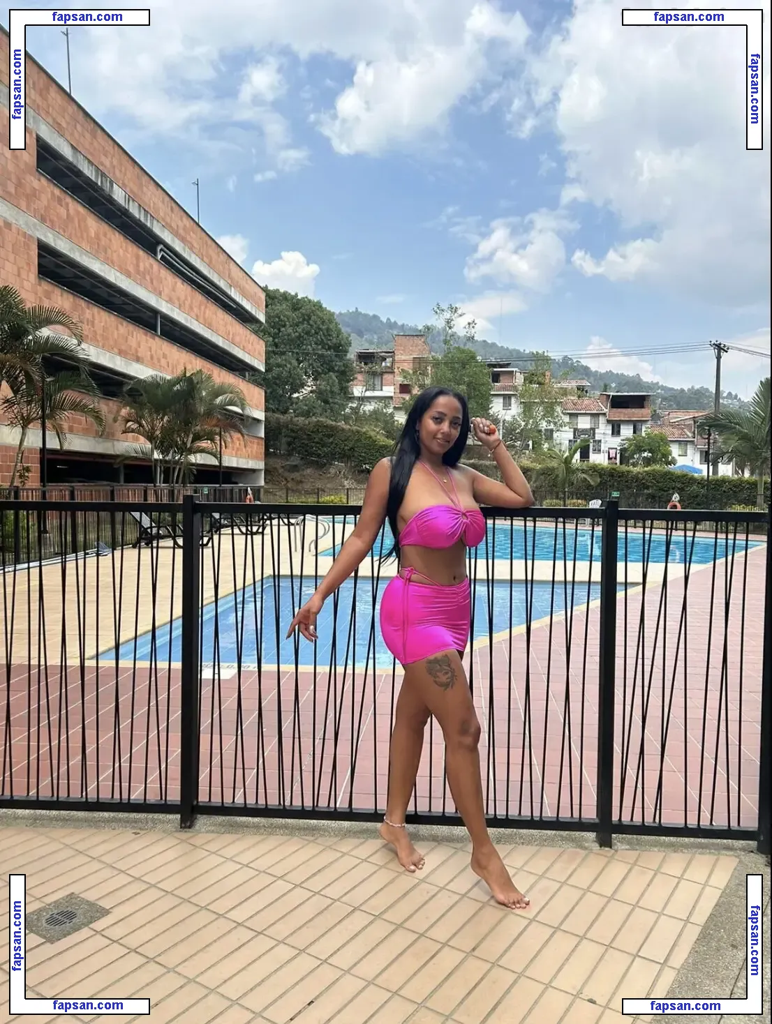 Anahi_Ryan nude photo #0003 from OnlyFans