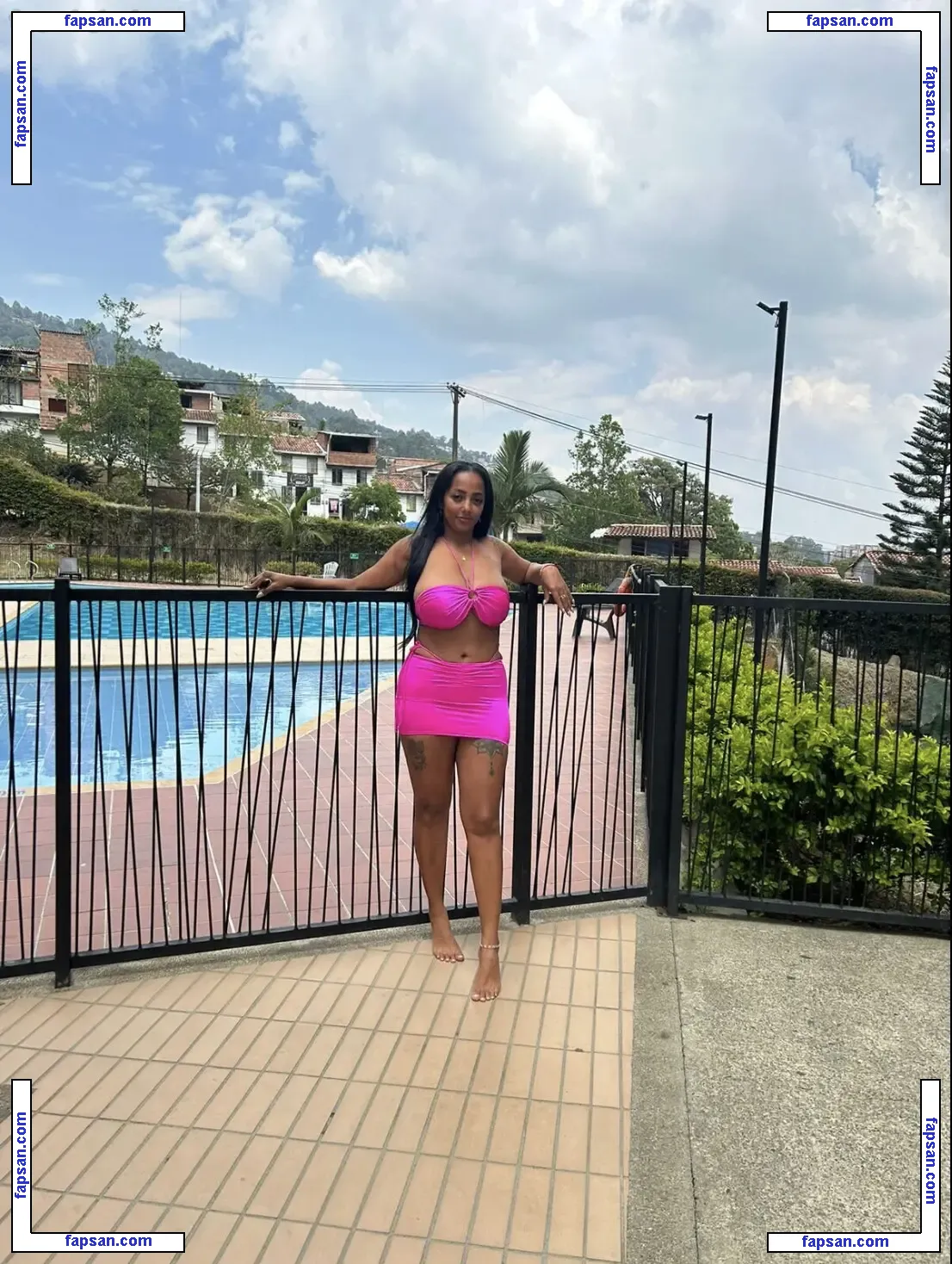 Anahi_Ryan nude photo #0008 from OnlyFans