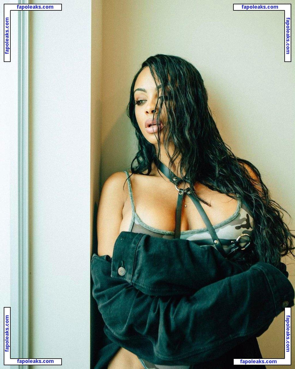 Analicia Chaves nude photo #0032 from OnlyFans