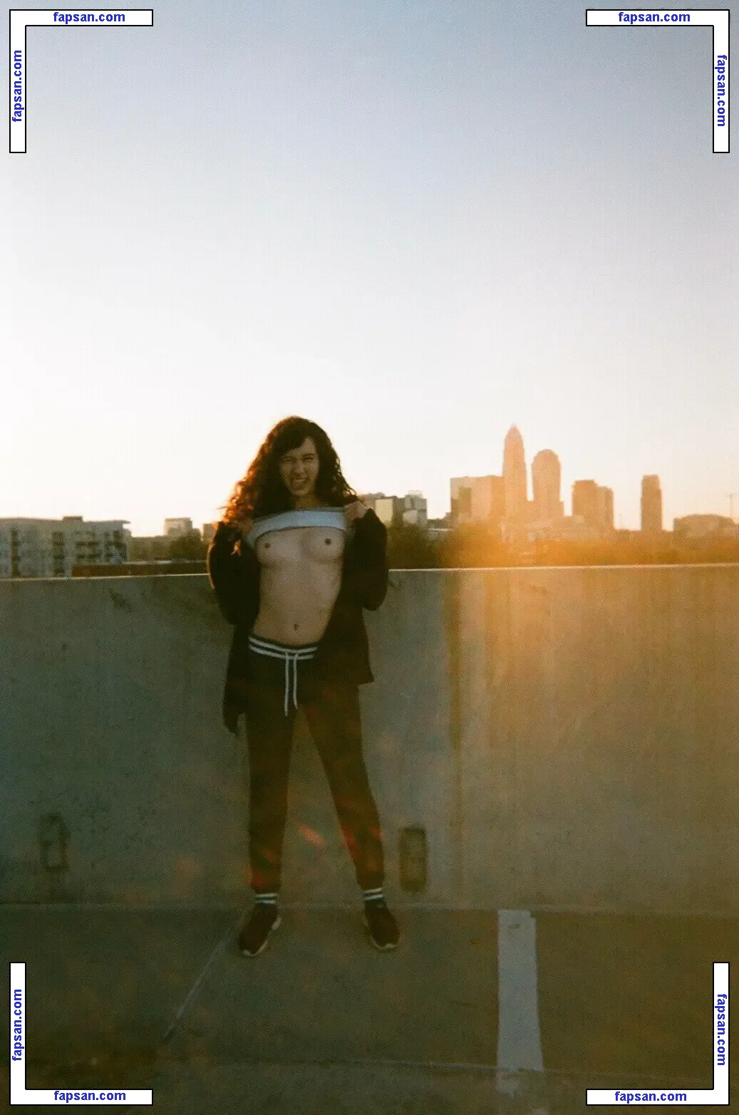 Analogshorty nude photo #0011 from OnlyFans