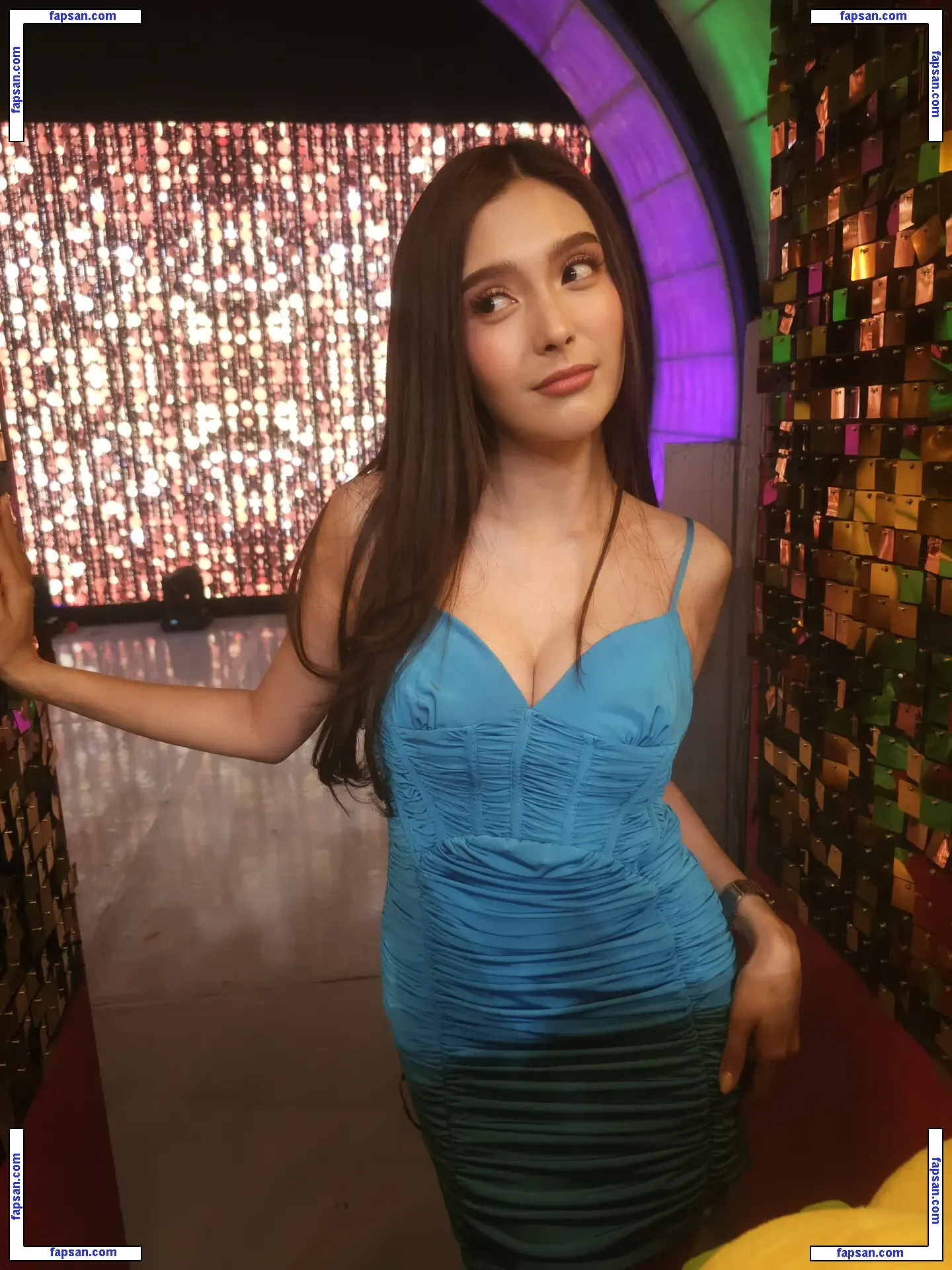 Analyn Barro голая фото #0008 с Онлифанс