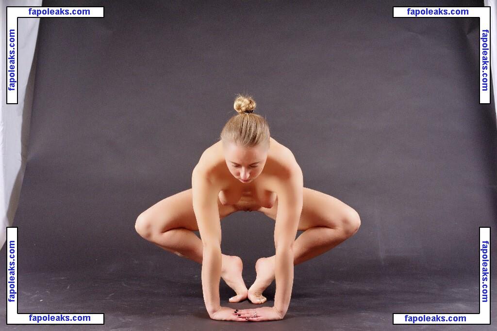 Anastasia Zavistovskaya / flex-anastasia / stretch__me nude photo #0013 from OnlyFans