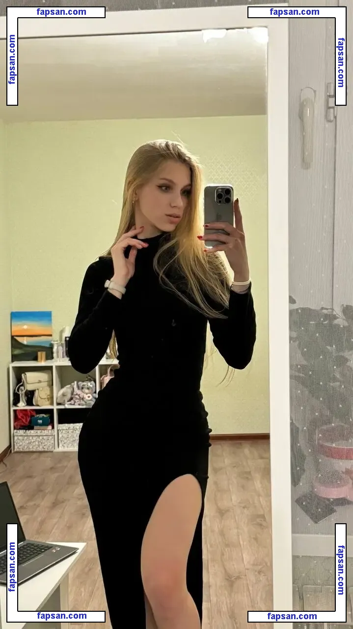 Anasteysha nude photo #0032 from OnlyFans