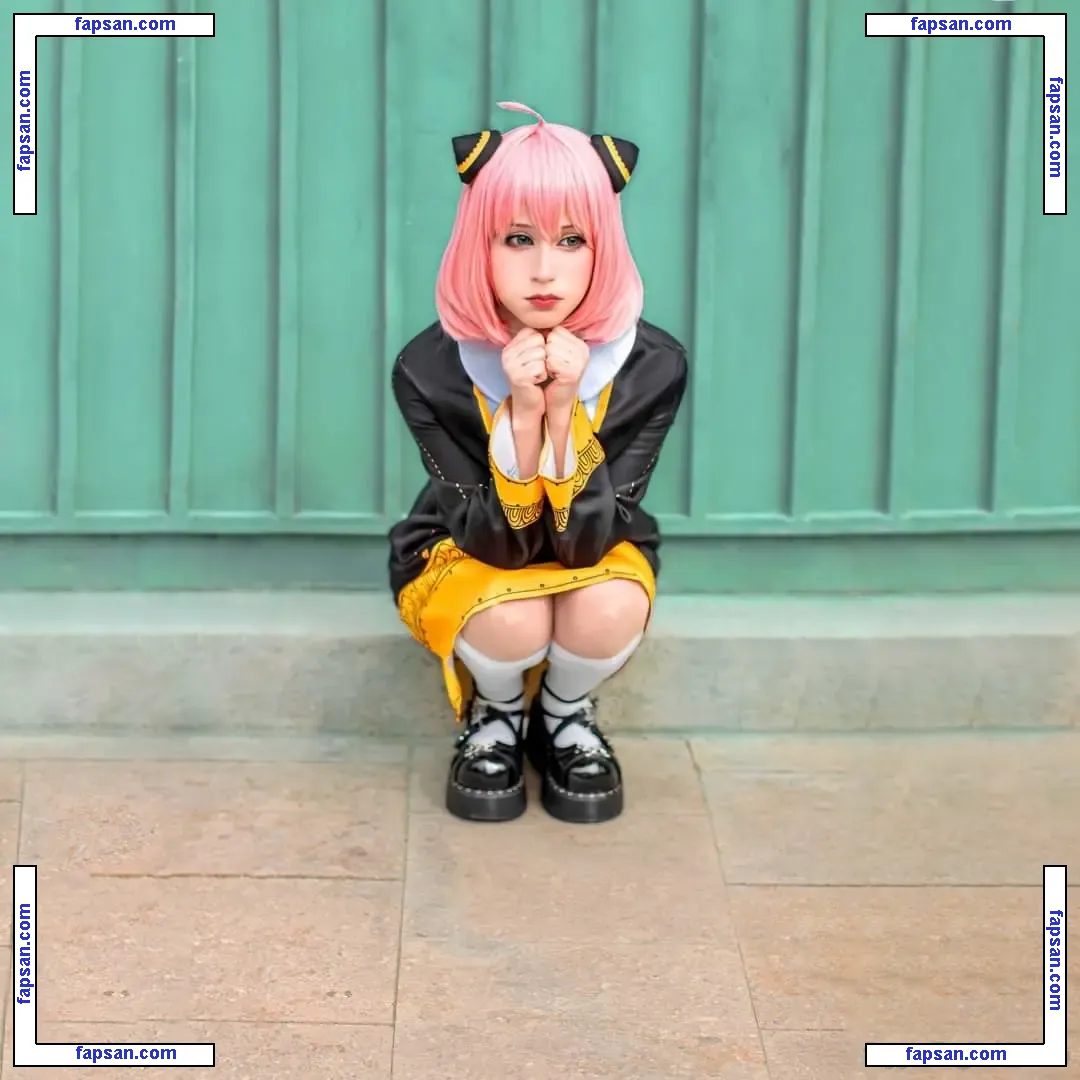 Anayami nude photo #0004 from OnlyFans
