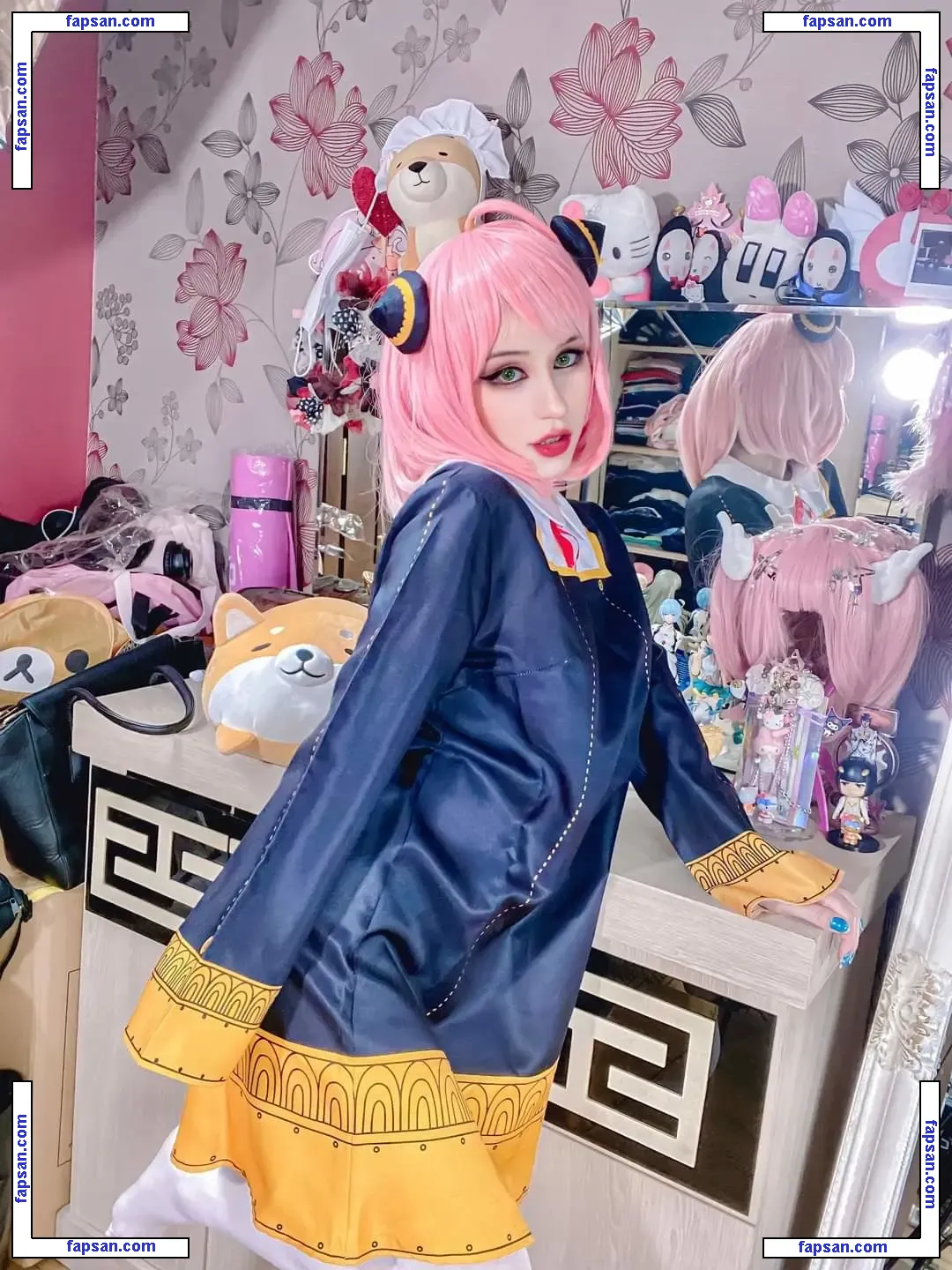 Anayami nude photo #0013 from OnlyFans