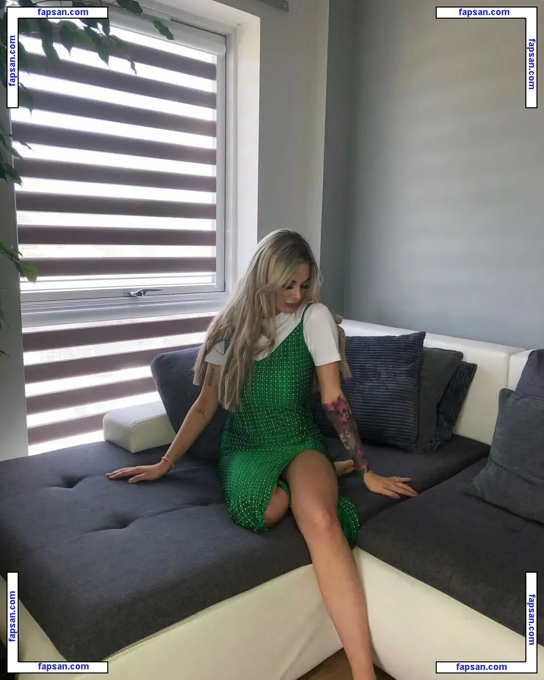 Andelika / Andzelikakramer / strawberries77 nude photo #0024 from OnlyFans