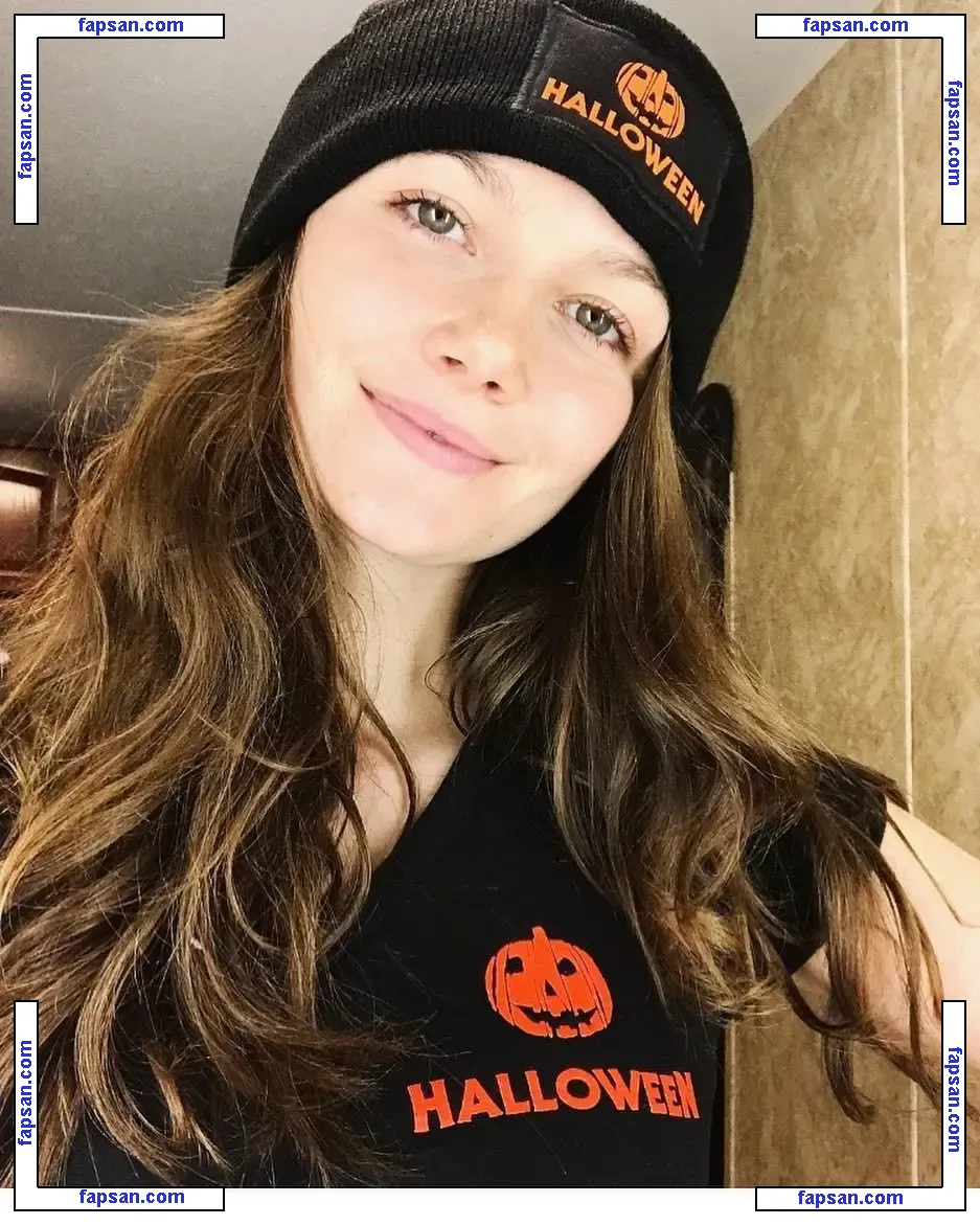 Andi Matichak nude photo #0013 from OnlyFans