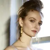 Andi Matichak голая #0059