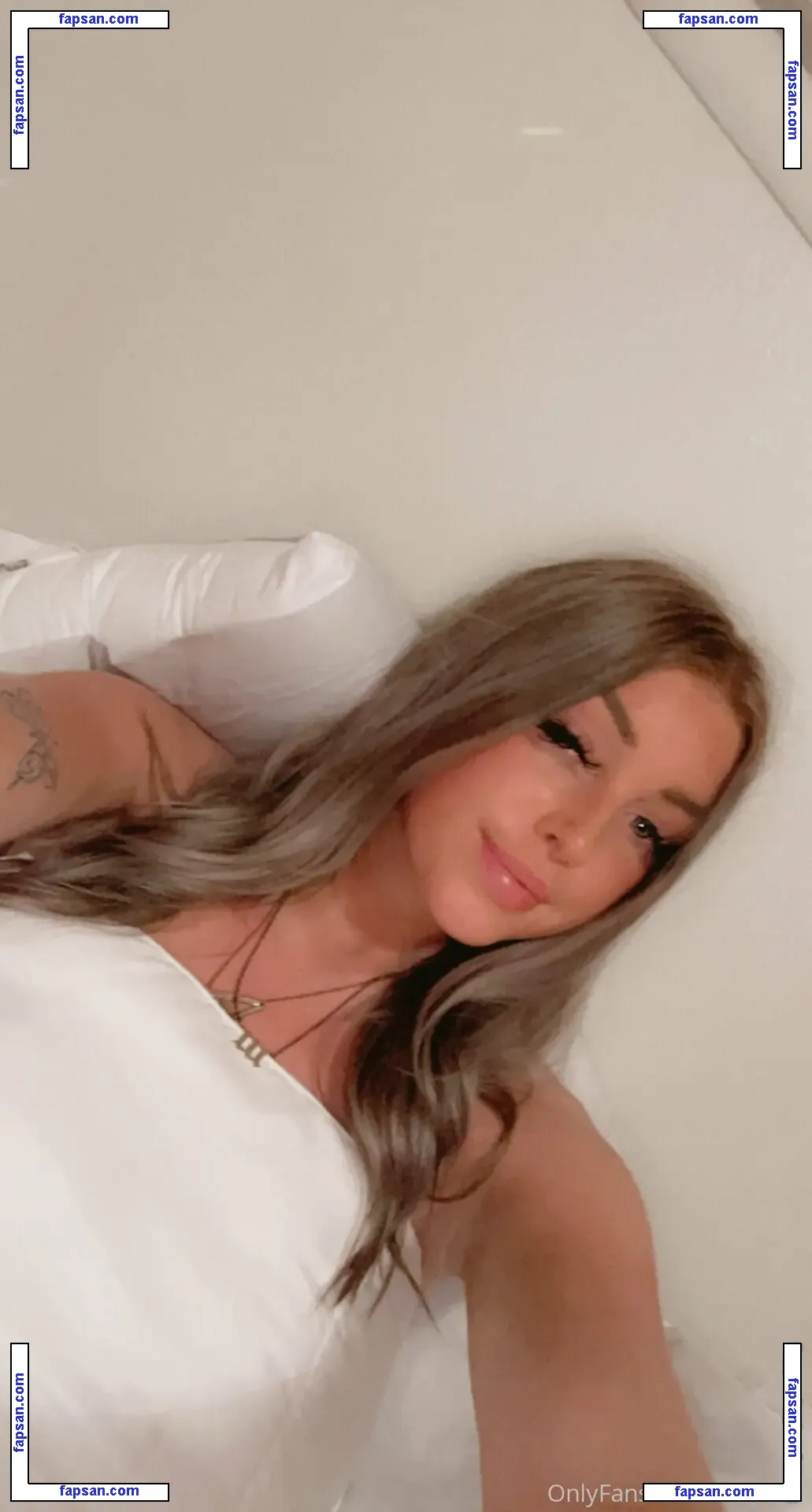 andi111 / andi111617 nude photo #0012 from OnlyFans