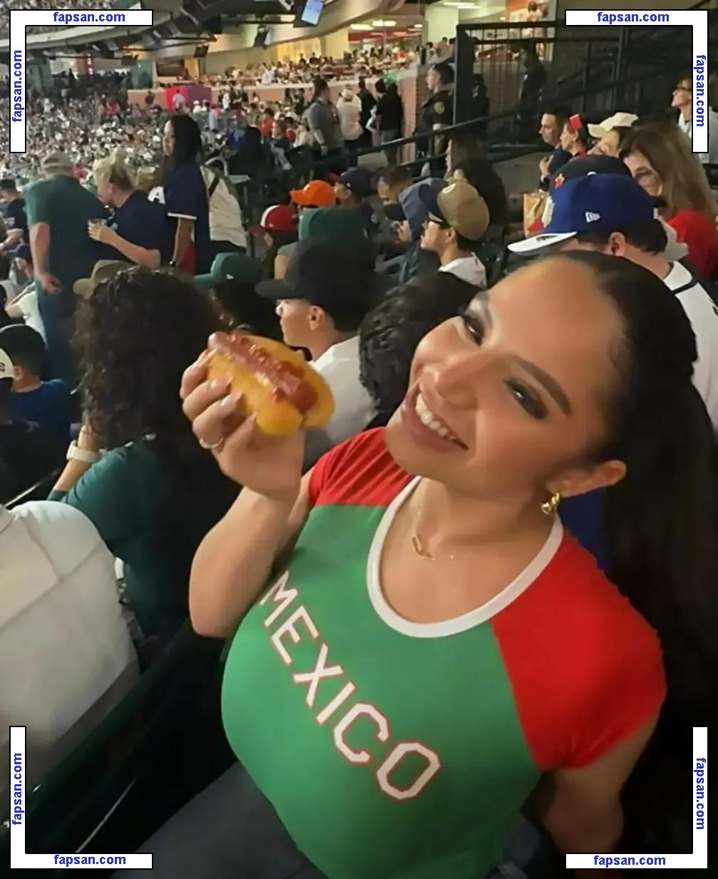 Andrea.666 nude photo #0003 from OnlyFans