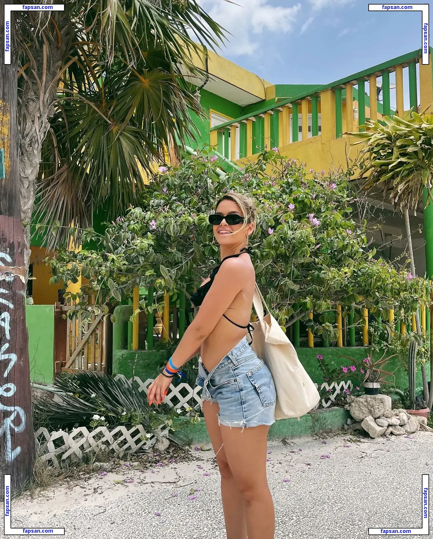 Andrea Mengual голая фото #0039 с Онлифанс