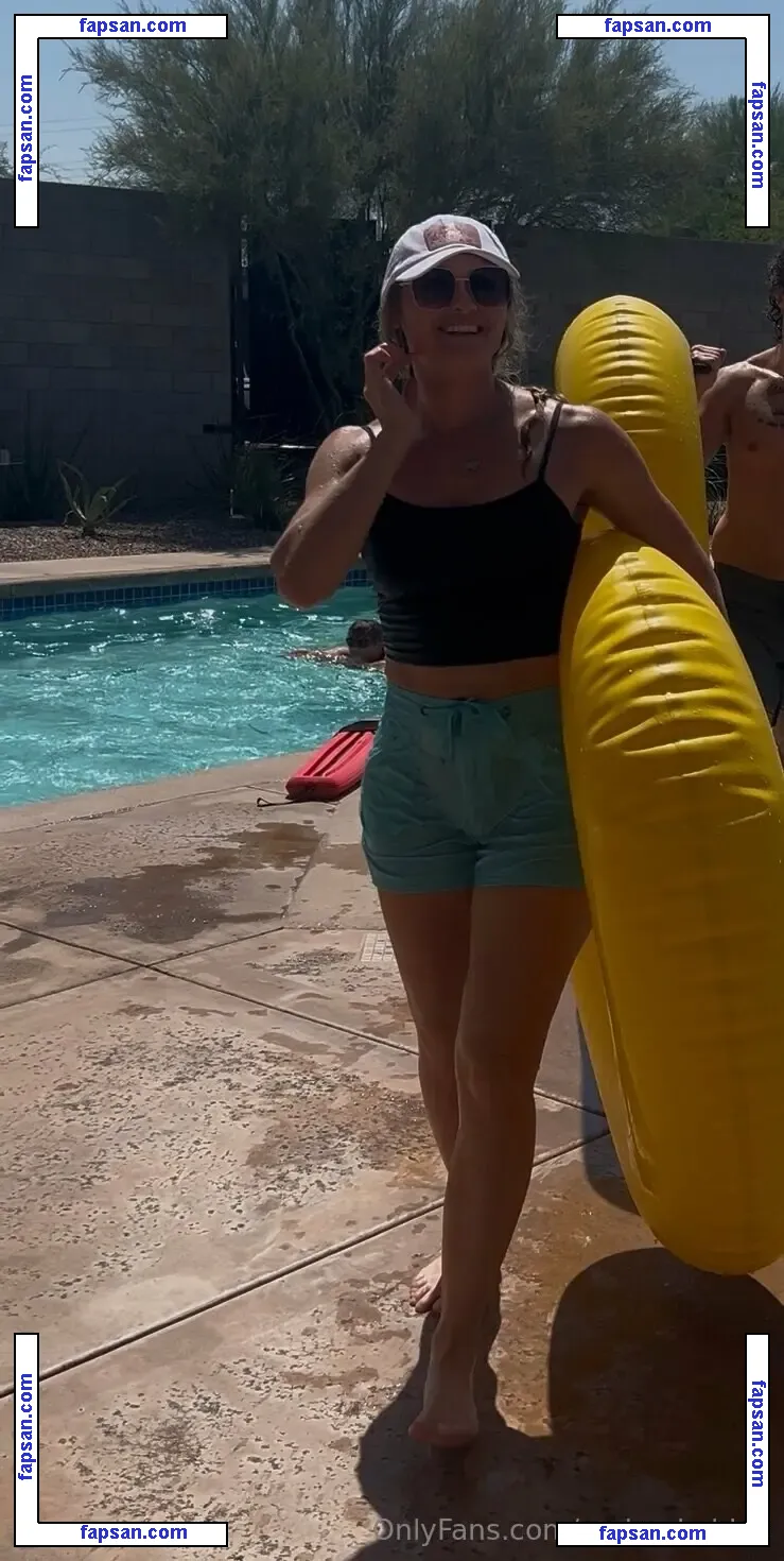 andreakgblee nude photo #0011 from OnlyFans