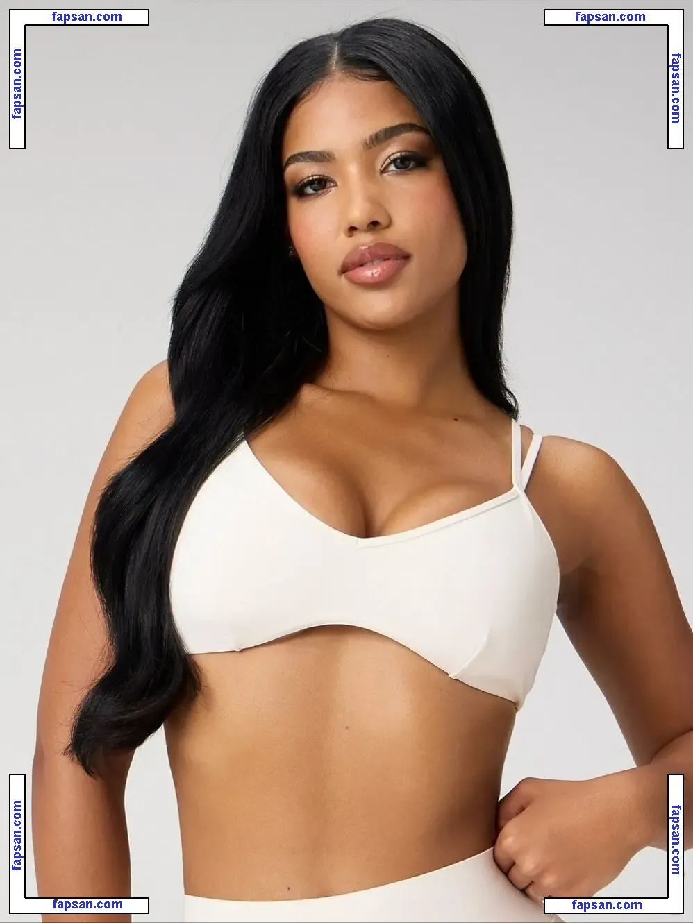 Andreina Santos nude photo #0001 from OnlyFans