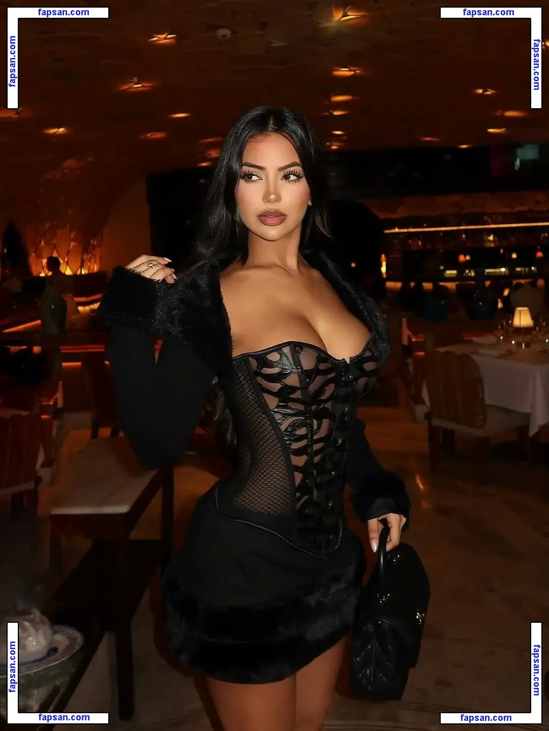 Aneeqa Farid голая фото #0131 с Онлифанс