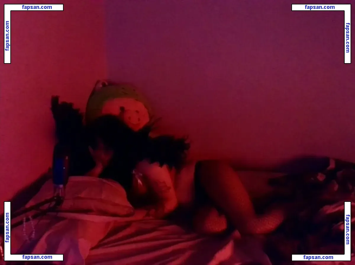 Angel Vivi голая фото #0010 с Онлифанс