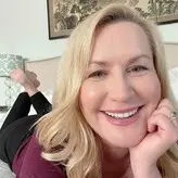 Angela Kinsey голая #0018