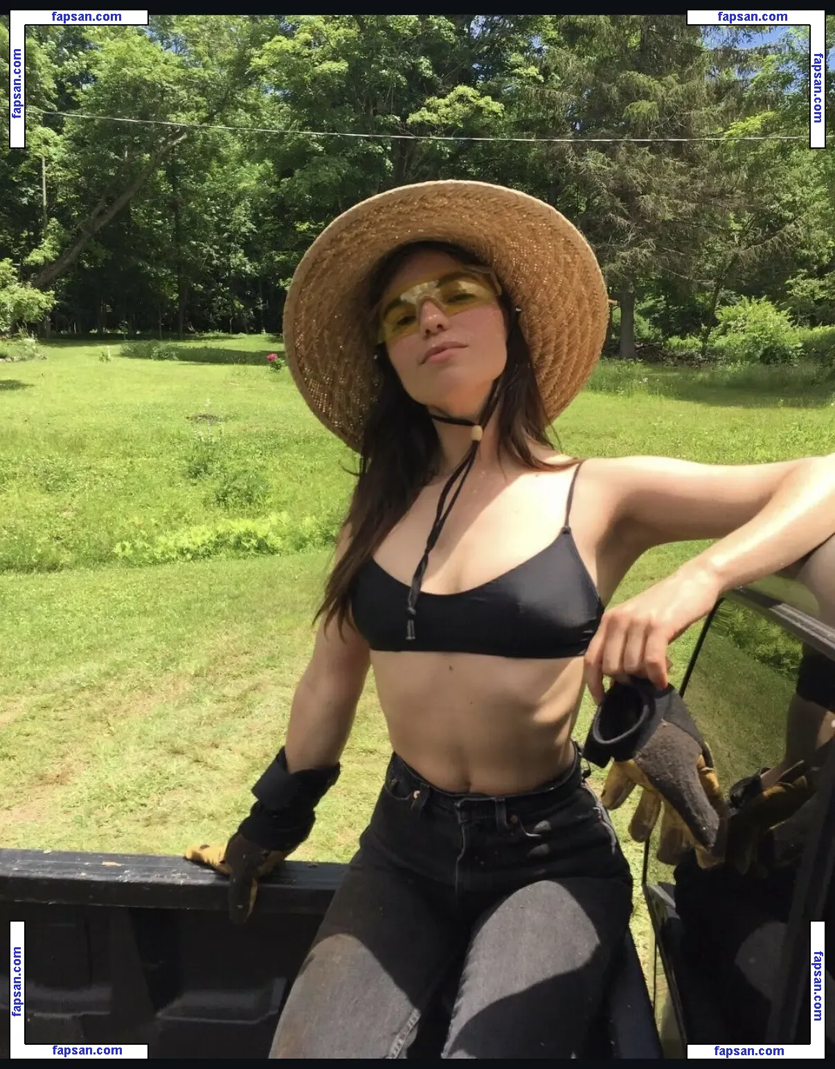 Angela Trimbur nude photo #0059 from OnlyFans