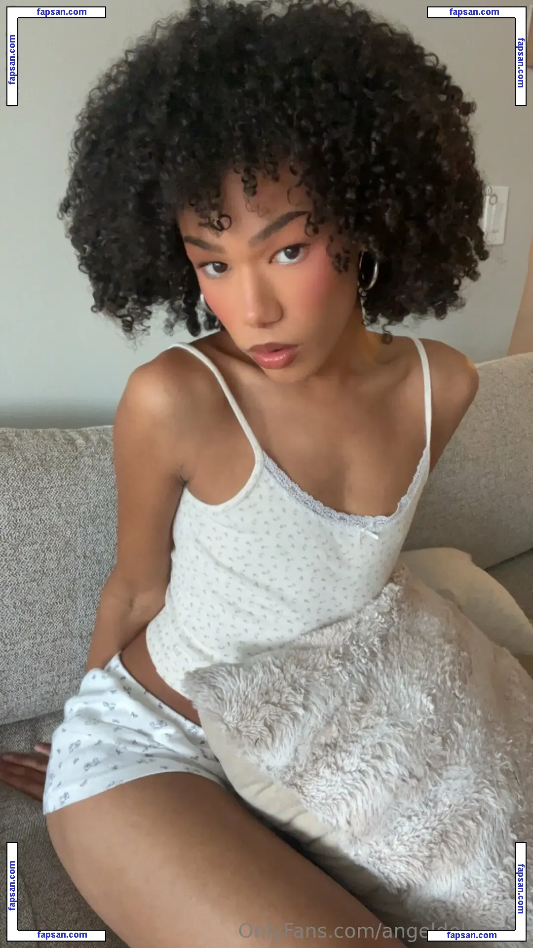 angeldelmarxx nude photo #0022 from OnlyFans