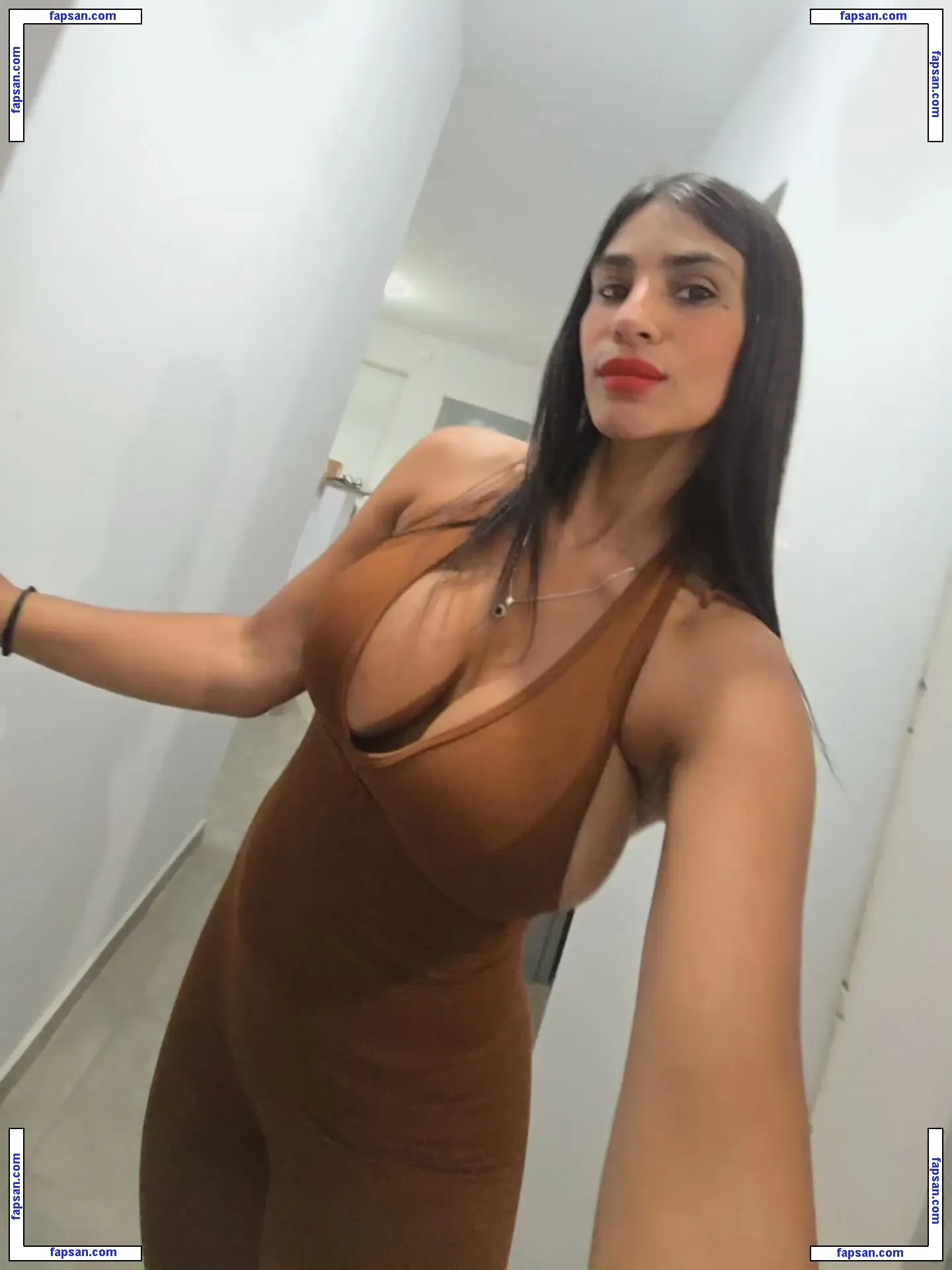 Angeles Giampieri nude photo #0003 from OnlyFans