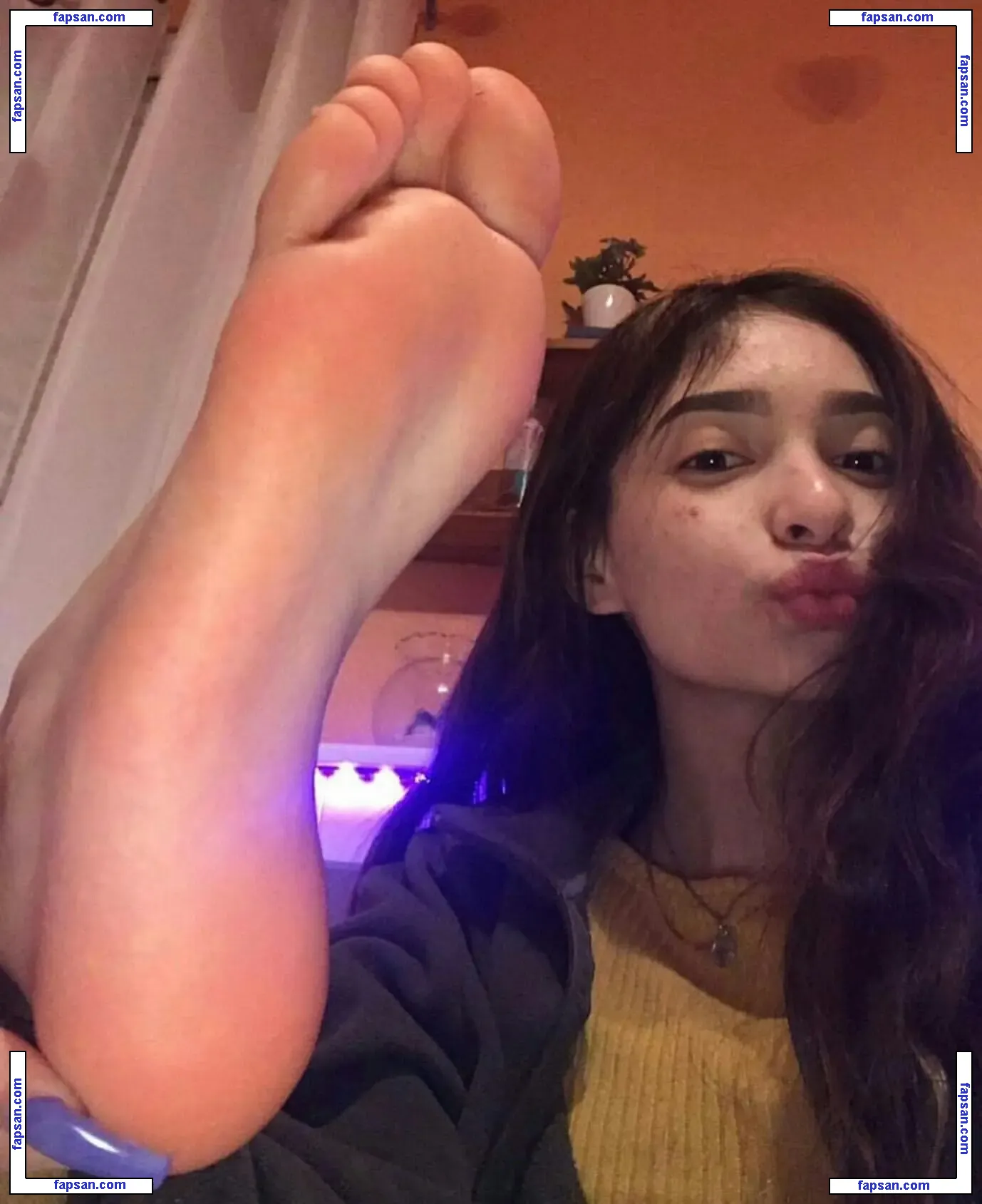 angelicsoles nude photo #0001 from OnlyFans