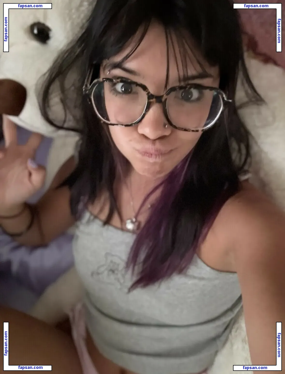 Angelina Fishtank nude photo #0005 from OnlyFans